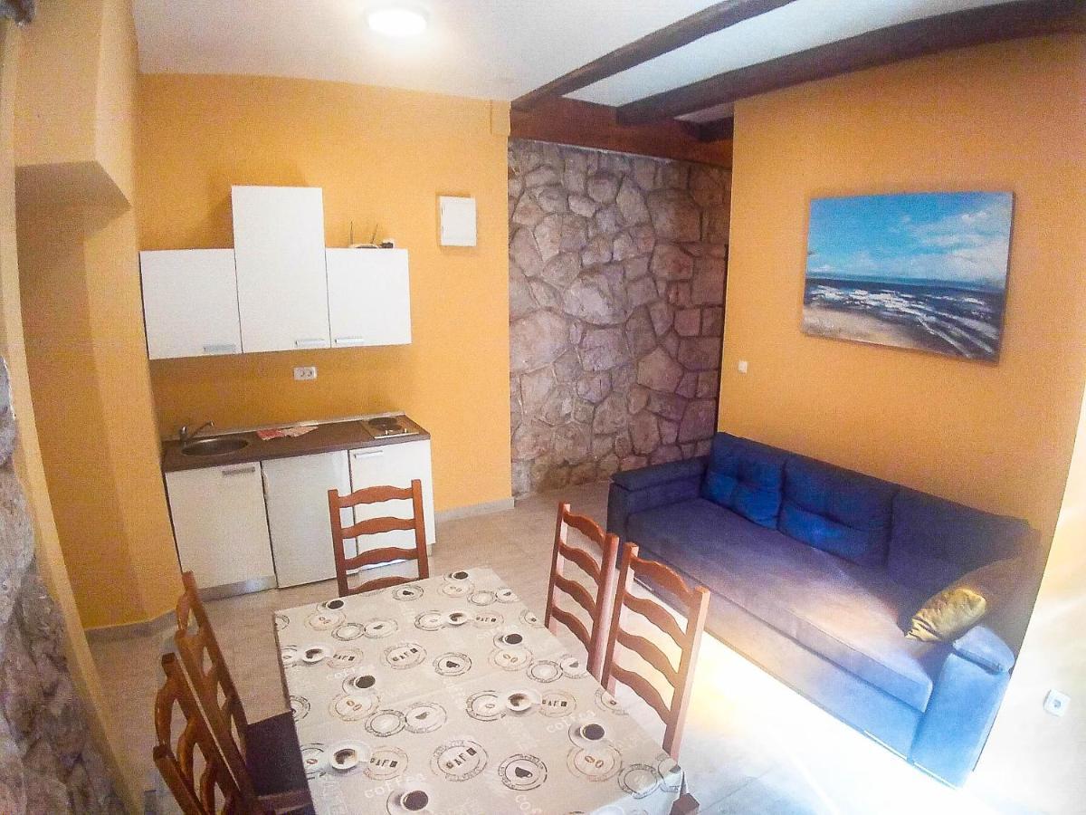 Dck Apartment By The Sea Sodici 외부 사진
